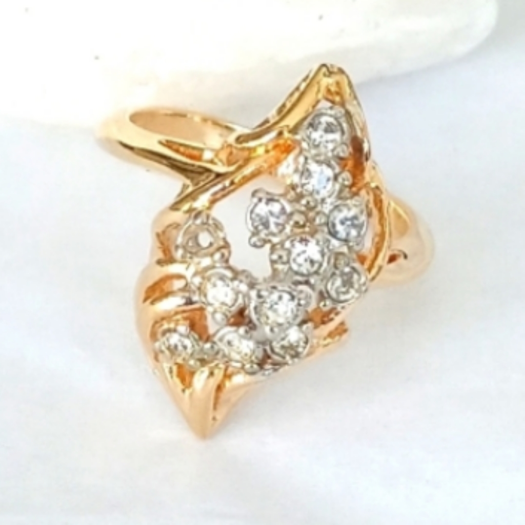 18k Cz Cluster Ring 5.75